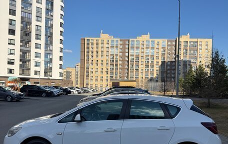 Opel Astra J, 2011 год, 419 900 рублей, 4 фотография