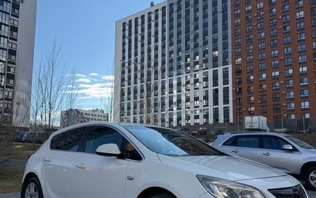 Opel Astra J, 2011 год, 419 900 рублей, 2 фотография