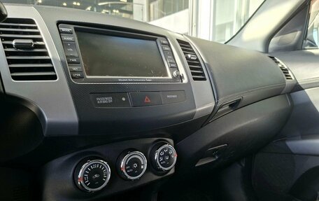 Mitsubishi Outlander III рестайлинг 3, 2012 год, 1 099 000 рублей, 20 фотография