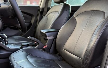 Hyundai ix35 I рестайлинг, 2014 год, 1 550 000 рублей, 10 фотография