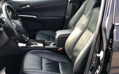 Toyota Camry, 2017 год, 2 287 000 рублей, 6 фотография