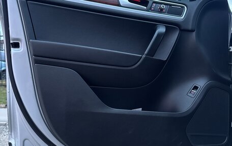 Volkswagen Touareg III, 2012 год, 1 890 000 рублей, 6 фотография