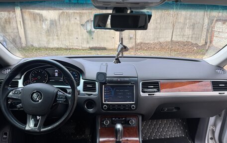 Volkswagen Touareg III, 2012 год, 1 890 000 рублей, 15 фотография