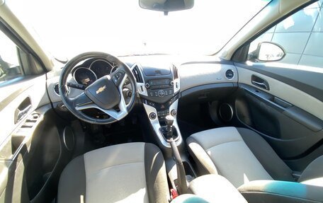 Chevrolet Cruze II, 2013 год, 550 000 рублей, 8 фотография