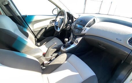 Chevrolet Cruze II, 2013 год, 550 000 рублей, 7 фотография