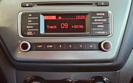 KIA Rio III рестайлинг, 2015 год, 1 155 000 рублей, 14 фотография