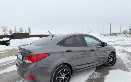 Hyundai Solaris II рестайлинг, 2014 год, 1 060 000 рублей, 2 фотография