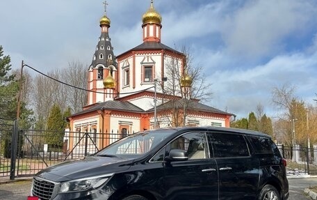 KIA Carnival III, 2020 год, 2 500 000 рублей, 7 фотография