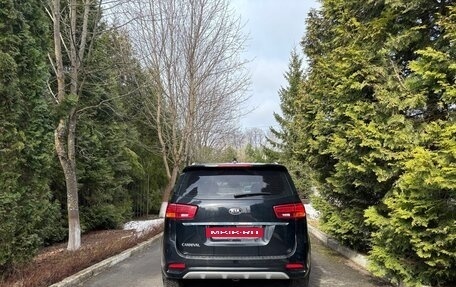 KIA Carnival III, 2020 год, 2 500 000 рублей, 4 фотография