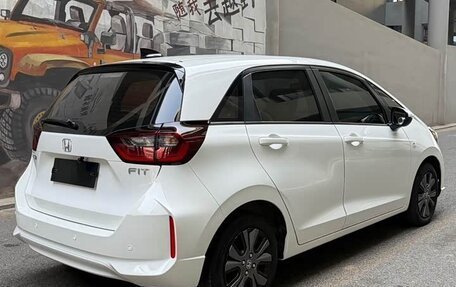 Honda Fit, 2022 год, 1 300 123 рублей, 6 фотография