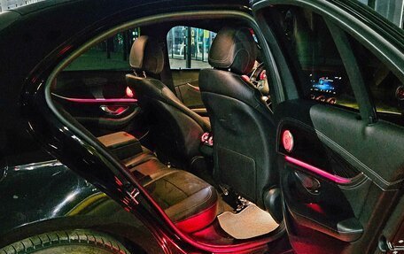 Mercedes-Benz E-Класс, 2020 год, 3 300 000 рублей, 9 фотография