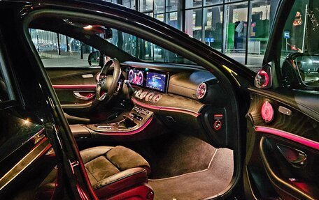 Mercedes-Benz E-Класс, 2020 год, 3 300 000 рублей, 8 фотография