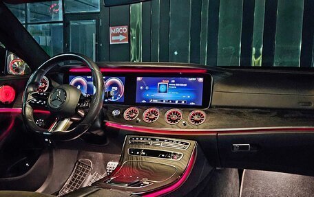 Mercedes-Benz E-Класс, 2020 год, 3 300 000 рублей, 7 фотография