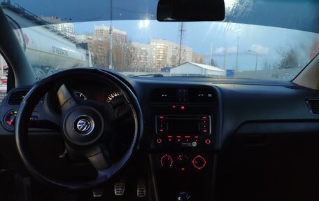 Volkswagen Polo VI (EU Market), 2010 год, 350 000 рублей, 4 фотография
