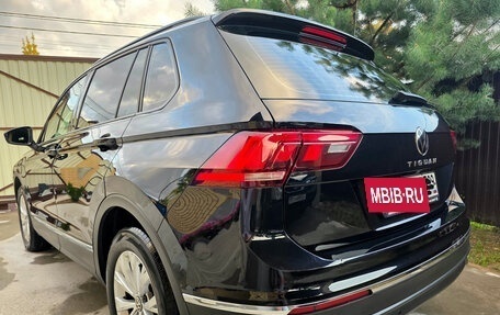 Volkswagen Tiguan II, 2021 год, 2 480 000 рублей, 4 фотография