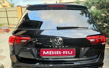 Volkswagen Tiguan II, 2021 год, 2 480 000 рублей, 5 фотография