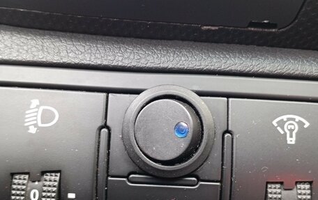 Hyundai Solaris II рестайлинг, 2012 год, 800 000 рублей, 12 фотография