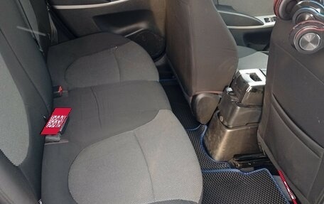 Hyundai Solaris II рестайлинг, 2012 год, 800 000 рублей, 21 фотография