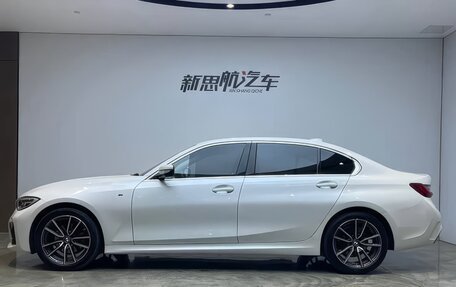 BMW 3 серия, 2022 год, 2 950 000 рублей, 4 фотография