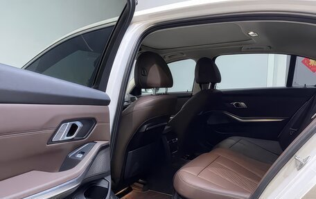 BMW 3 серия, 2022 год, 2 950 000 рублей, 11 фотография