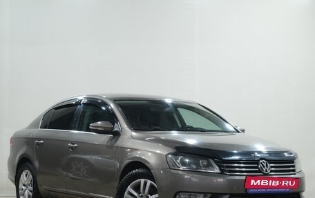 Volkswagen Passat B7, 2011 год, 1 069 000 рублей, 2 фотография