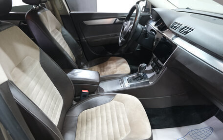 Volkswagen Passat B7, 2011 год, 1 069 000 рублей, 14 фотография