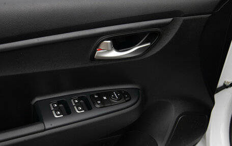 KIA Rio IV, 2022 год, 1 948 000 рублей, 20 фотография