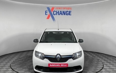 Renault Logan II, 2018 год, 799 000 рублей, 2 фотография