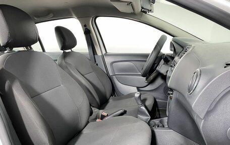 Renault Logan II, 2018 год, 799 000 рублей, 9 фотография