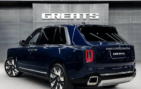 Rolls-Royce Cullinan, 2024 год, 62 000 000 рублей, 7 фотография