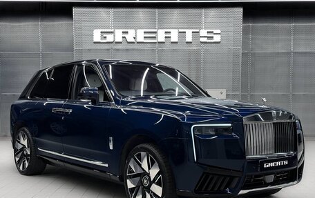 Rolls-Royce Cullinan, 2024 год, 62 000 000 рублей, 3 фотография