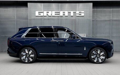 Rolls-Royce Cullinan, 2024 год, 62 000 000 рублей, 4 фотография