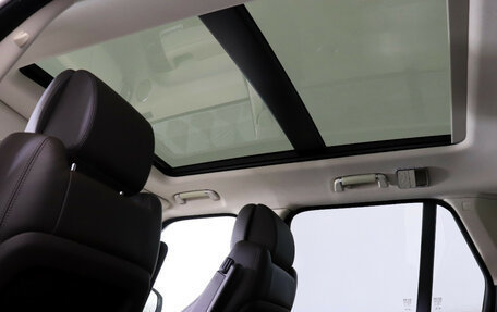 Land Rover Range Rover IV рестайлинг, 2016 год, 3 690 000 рублей, 25 фотография