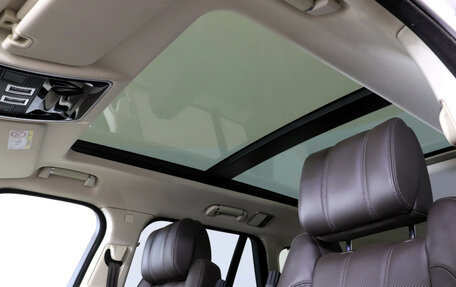 Land Rover Range Rover IV рестайлинг, 2016 год, 3 690 000 рублей, 24 фотография