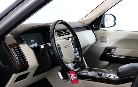 Land Rover Range Rover IV рестайлинг, 2016 год, 3 690 000 рублей, 13 фотография