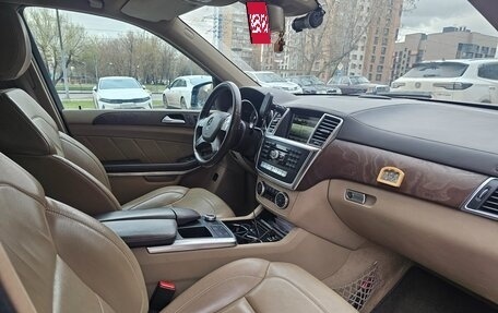 Mercedes-Benz GL-Класс, 2014 год, 3 200 000 рублей, 8 фотография