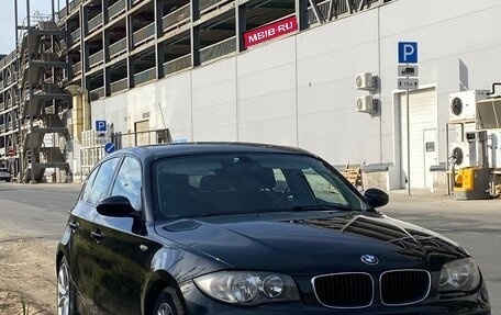 BMW 1 серия, 2009 год, 577 000 рублей, 1 фотография