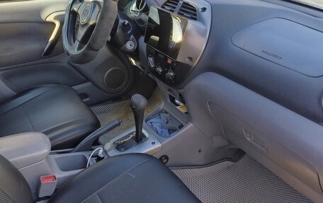 Toyota RAV4, 2001 год, 500 000 рублей, 1 фотография