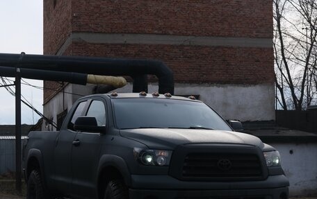 Toyota Tundra II, 2007 год, 2 780 000 рублей, 2 фотография