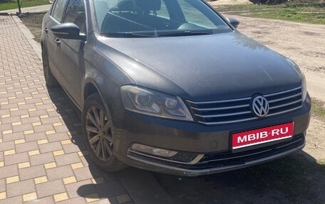 Volkswagen Passat B7, 2012 год, 1 275 000 рублей, 1 фотография