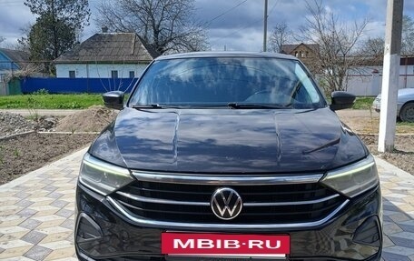 Volkswagen Polo VI (EU Market), 2021 год, 1 550 000 рублей, 2 фотография