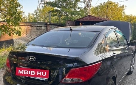 Hyundai Solaris II рестайлинг, 2016 год, 670 000 рублей, 3 фотография