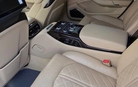 Audi A8, 2016 год, 4 400 000 рублей, 17 фотография