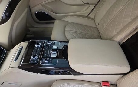 Audi A8, 2016 год, 4 400 000 рублей, 18 фотография