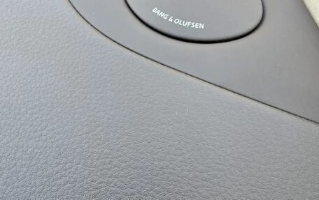 Audi A8, 2016 год, 4 400 000 рублей, 24 фотография