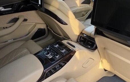 Audi A8, 2016 год, 4 400 000 рублей, 27 фотография
