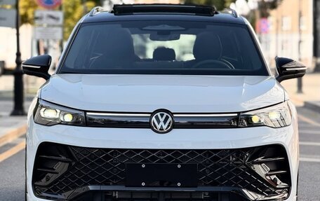 Volkswagen Tiguan, 2026 год, 4 590 002 рублей, 2 фотография