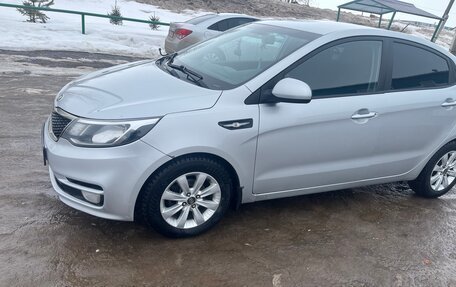 KIA Rio III рестайлинг, 2016 год, 840 000 рублей, 2 фотография