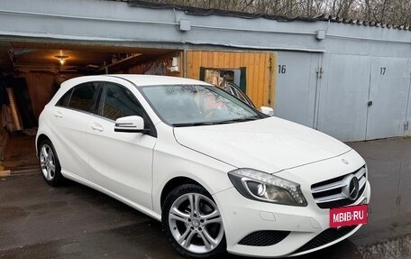 Mercedes-Benz A-Класс, 2014 год, 1 650 000 рублей, 2 фотография