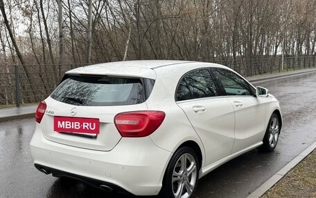 Mercedes-Benz A-Класс, 2014 год, 1 650 000 рублей, 30 фотография